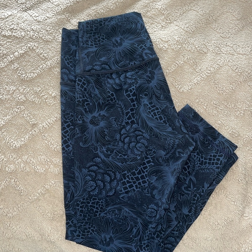 LULU leggings